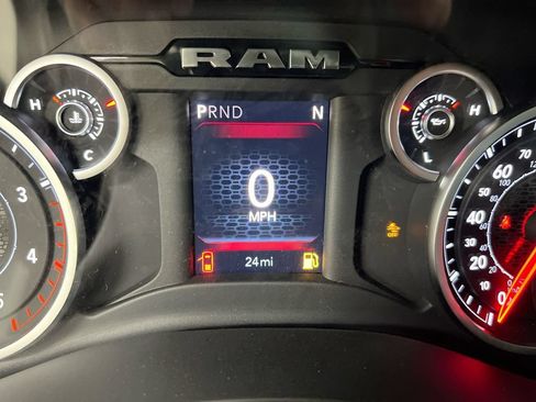 New 2026 RAM 2500 Big Horn AWD/4WD image 12