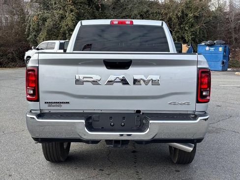 New 2026 RAM 2500 Big Horn AWD/4WD image 19