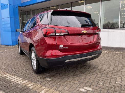 Used 2023 Chevrolet Equinox LT image 3