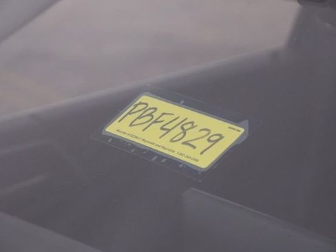 Used 2025 Mitsubishi Outlander AWD image 29