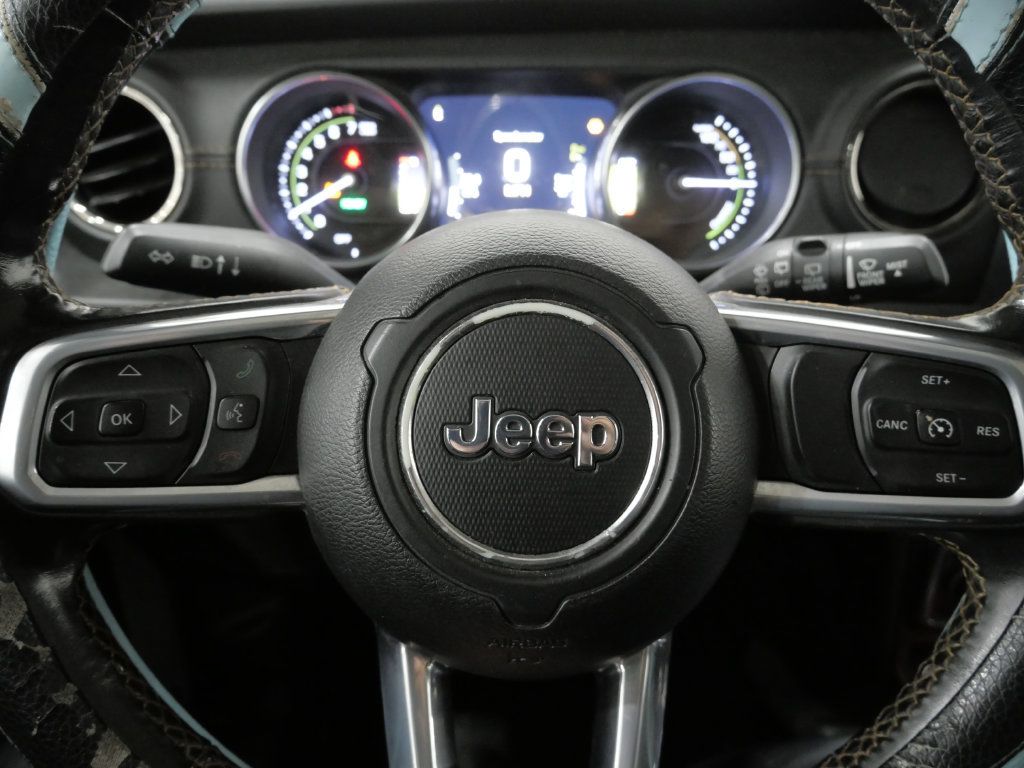 Used 2021 Jeep Wrangler Unlimited Sahara AWD/4WD image 16