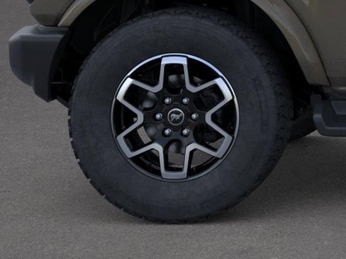 New 2026 Ford Bronco Outer Banks AWD/4WD image 21