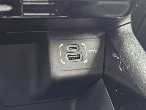 New 2026 Jeep Compass Latitude image 28