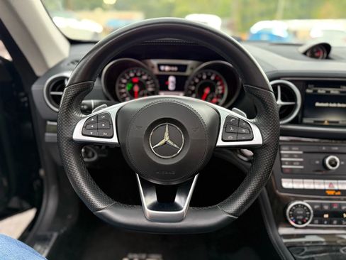 Used 2017 Mercedes-Benz SL 450 image 32