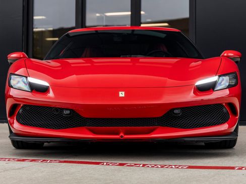 Used 2023 Ferrari 296 GTB RWD image 4