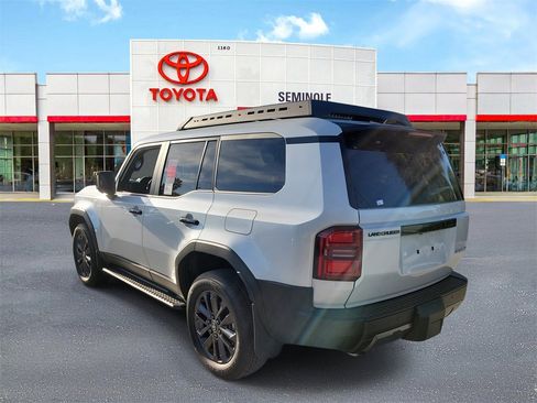 New 2026 Toyota Land Cruiser Base image 4