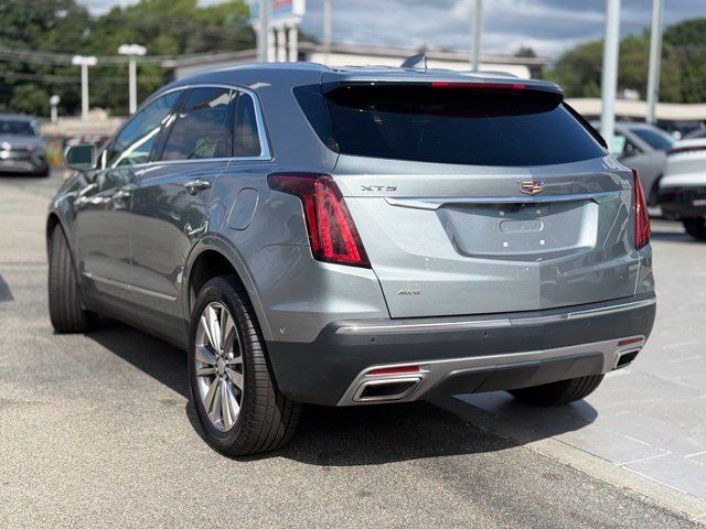 Used 2023 Cadillac XT5 Premium Luxury w/ Technology Package AWD/4WD image 4