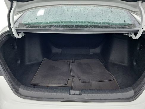 Used 2023 Honda Accord LX image 28