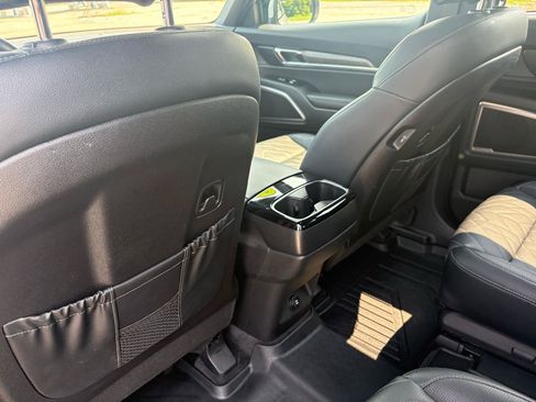 Used 2025 Kia Telluride EX X-Line AWD/4WD image 36