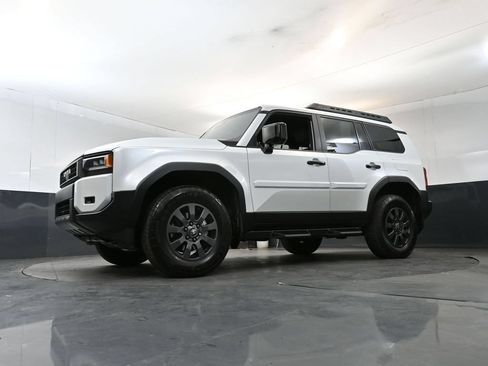 Used 2024 Toyota Land Cruiser AWD/4WD image 20