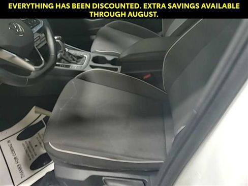 Used 2025 Volkswagen Jetta Sport FWD image 4
