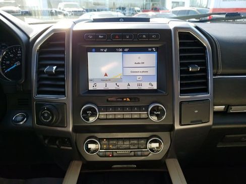 Used 2019 Ford Expedition Platinum image 24