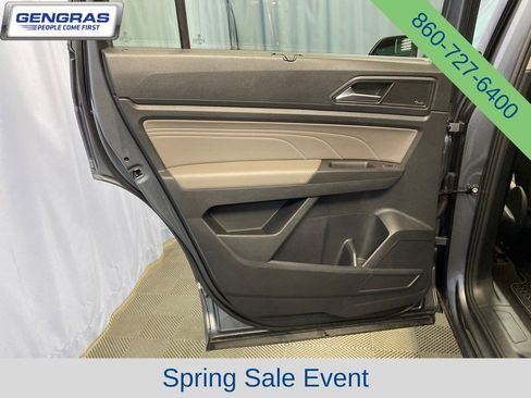 Used 2023 Volkswagen Atlas SEL Premium AWD/4WD image 25