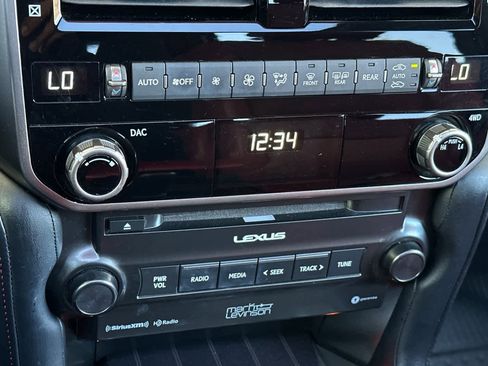 Certified 2022 Lexus GX 460 Premium w/ Premium Plus Package AWD/4WD image 23
