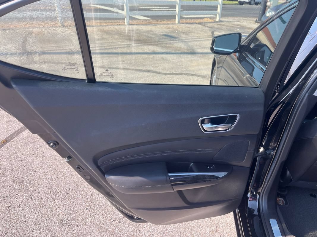 Used 2019 Acura TLX w/ Technology Package FWD image 12
