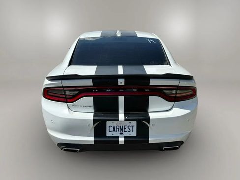 Used 2019 Dodge Charger SXT AWD/4WD image 11