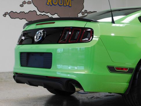 Used 2013 Ford Mustang Boss 302 w/ Boss 302 Accessory Pkg image 80