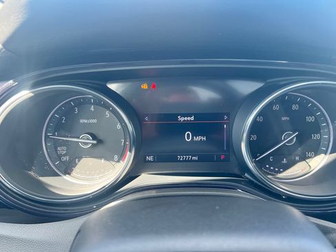 Used 2020 Buick Encore GX Preferred w/ Sport Touring Package FWD image 22