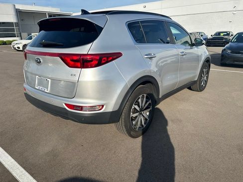 Used 2018 Kia Sportage EX w/ EX Technology Package AWD/4WD image 5