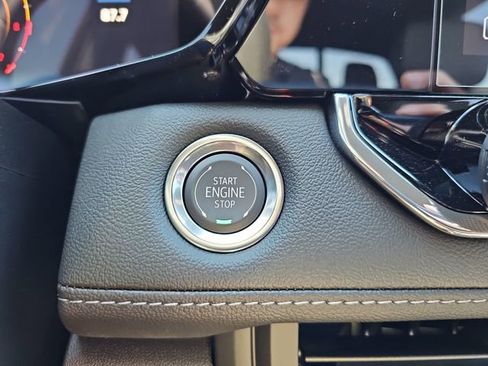 New 2026 Chevrolet Colorado LT w/ LT Convenience Package AWD/4WD image 17