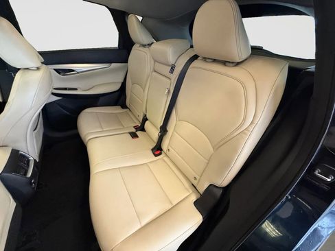 Used 2019 INFINITI QX50 Luxe w/ Cargo Package image 13