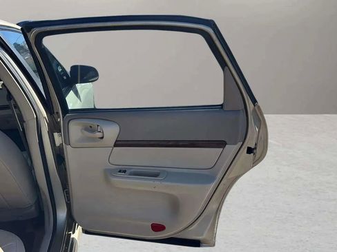 Used 2005 Chevrolet Impala LS w/ Preferred Equipment Group image 18