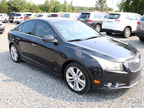 Used 2013 Chevrolet Cruze LTZ w/ Enhanced Safety Package FWD image 4
