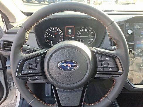 Used 2025 Subaru Crosstrek 2.5i Limited AWD/4WD image 15