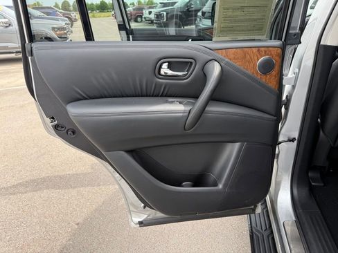 Used 2024 Nissan Armada SL w/ Captain's Chairs Package RWD image 24