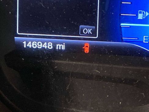 Used 2014 Ford Explorer XLT w/ Equipment Group 202A image 18