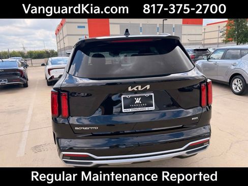 Used 2023 Kia Sorento SX AWD/4WD image 3