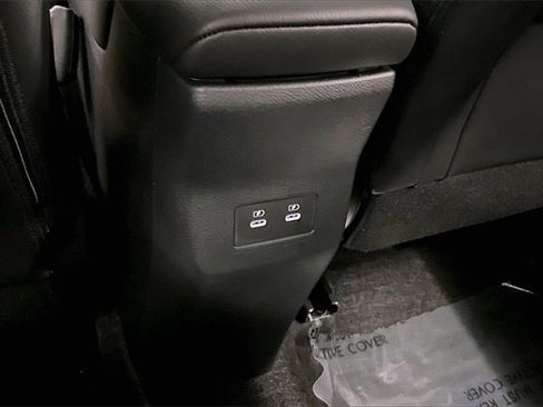 New 2026 Nissan Kicks SR w/ Cold Weather Package image 20