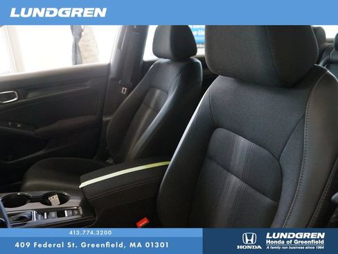Used 2024 Honda Civic Sport image 12