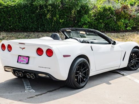 Used 2006 Chevrolet Corvette Convertible w/ Preferred Equipment Group image 51