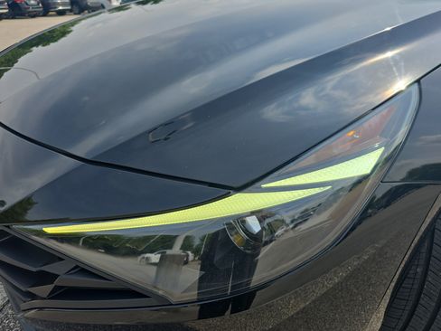 Used 2022 Hyundai Elantra Blue FWD image 28