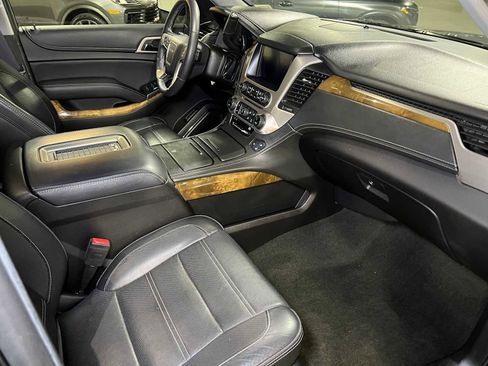 Used 2017 GMC Yukon Denali image 11
