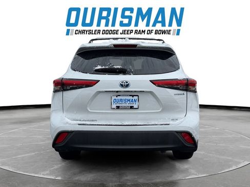 Used 2022 Toyota Highlander XLE image 5