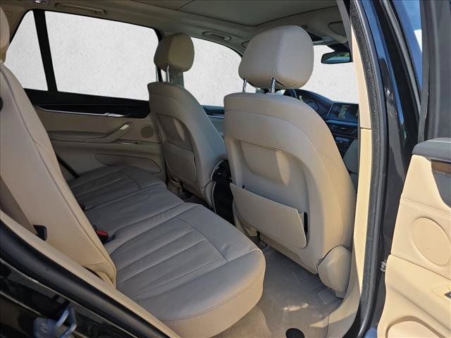 Used 2015 BMW X5 xDrive35i AWD/4WD image 11