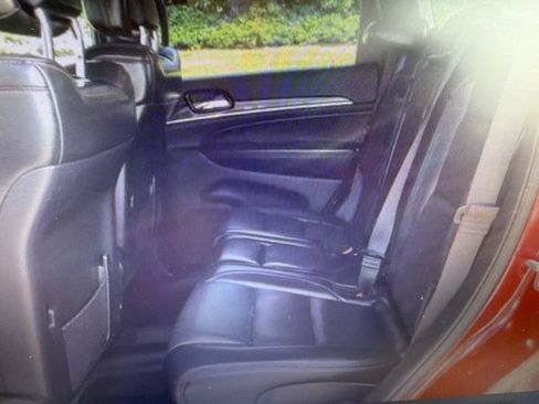 Used 2020 Jeep Grand Cherokee Trailhawk w/ Trailhawk Luxury Group AWD/4WD image 13