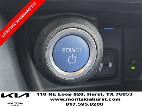 Used 2021 Toyota Venza LE image 24