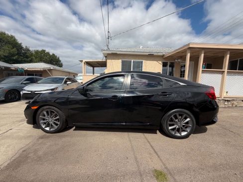 Used 2020 Honda Civic EX image 2