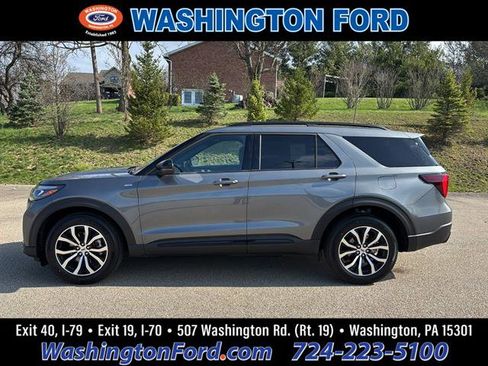 New 2026 Ford Explorer ST-Line AWD/4WD image 1