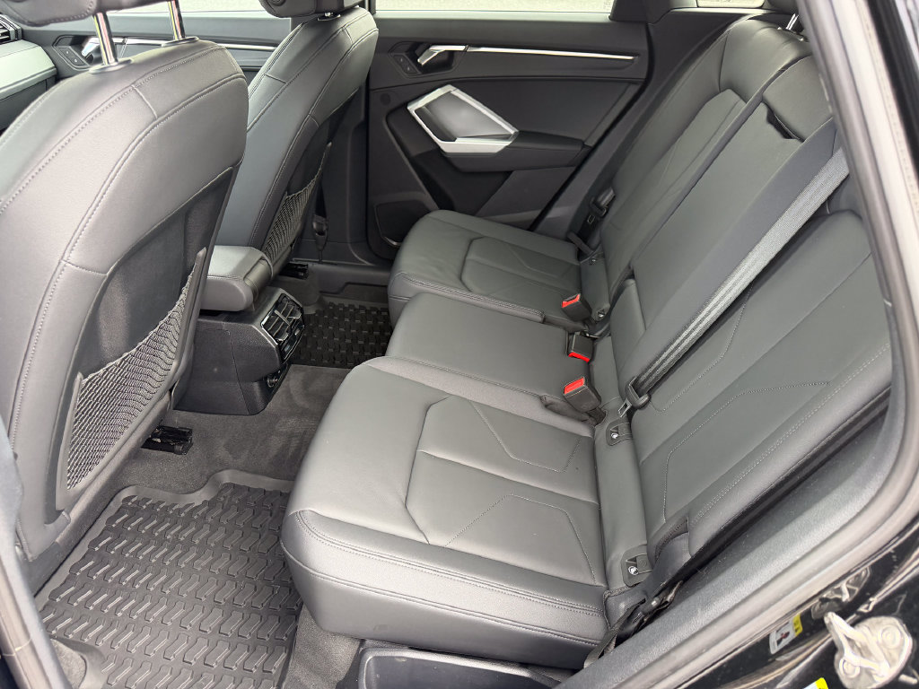 Certified 2024 Audi Q3 2.0T Premium AWD/4WD image 21