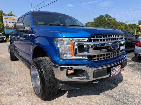 Used 2018 Ford F150 XLT w/ Equipment Group 302A Luxury AWD/4WD image 13