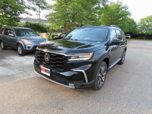 New 2025 Honda Pilot Elite image 1