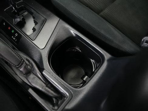 Used 2018 Toyota RAV4 LE w/ All Weather Liner Package FWD image 29