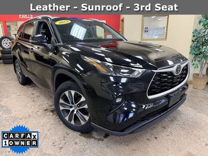 Used 2023 Toyota Highlander XLE