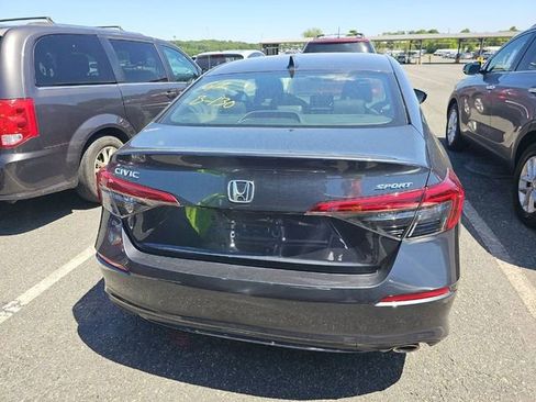 Used 2024 Honda Civic Sport image 4