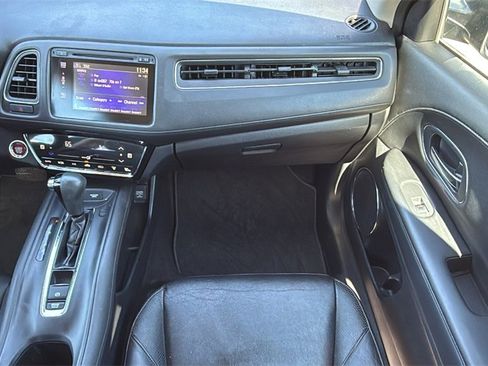 Used 2018 Honda HR-V EX-L image 29