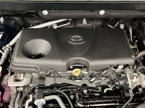 Used 2024 Toyota RAV4 XLE w/ Convenience Package image 26